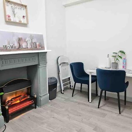 Appartement Nice Flat Near Central Londres Extérieur photo